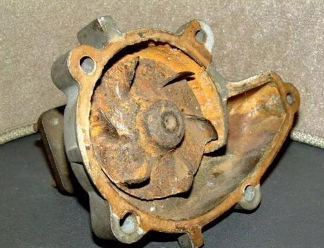 循環(huán)水泵內(nèi)部生銹怎么辦？